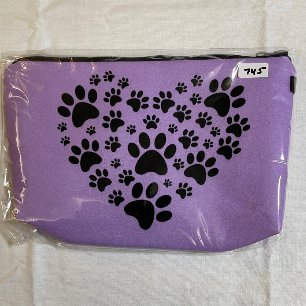 The Pouch Cosmetic Bag Womens OS Purple NWT Paw Print Heart Zipper Travel Pouch